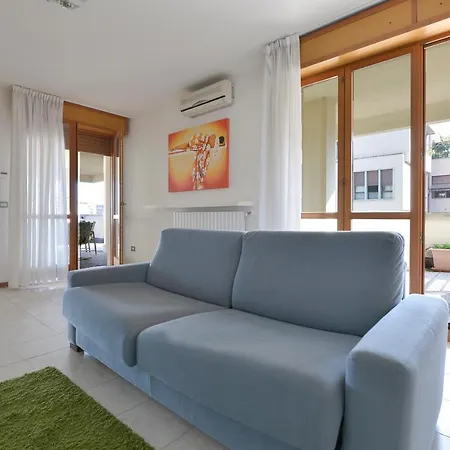 Ur-nest Emilia Levante A Daire *