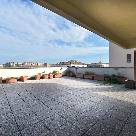 Ur-nest Emilia Levante A Daire *