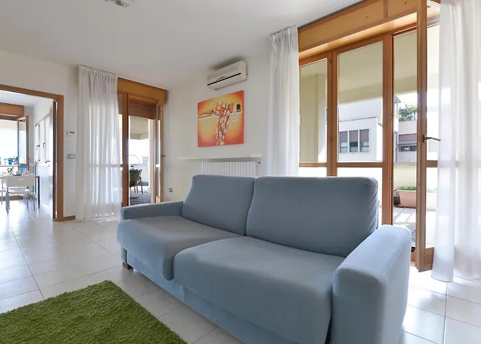 Ur-nest Emilia Levante A Apartmán *