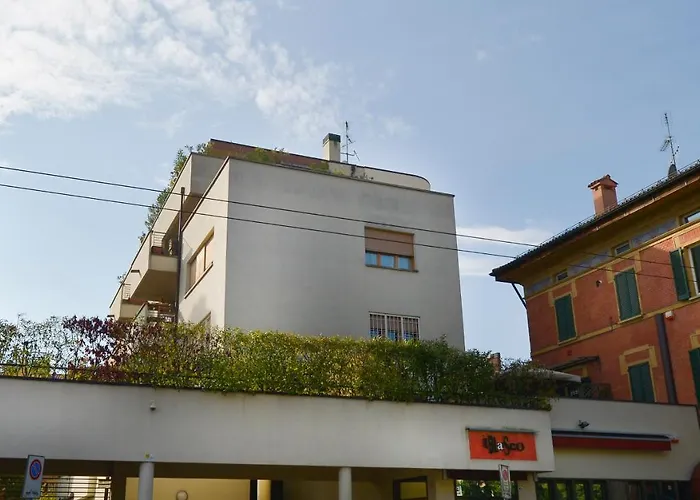 Ur-nest Emilia Levante A